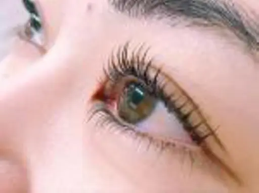 パリジェンヌラッシュリフト￥5500