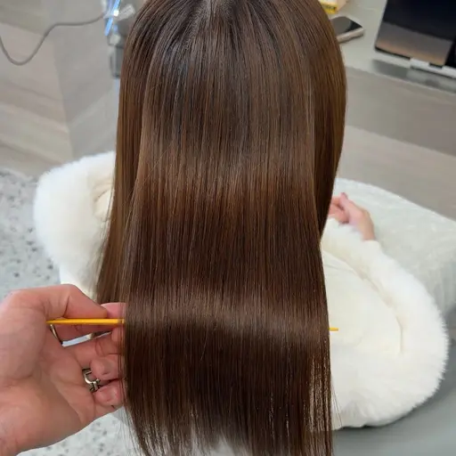 🌟 【朝アイロン卒業】🌟ナチュラル縮毛矯正＋カット＋クイックトリートメント