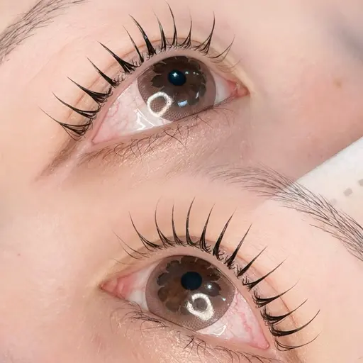 【2/27​〜​3/4価格❣️】パリジェンヌorラッシュリフト［再来様＋500円］トリートメントサービス！