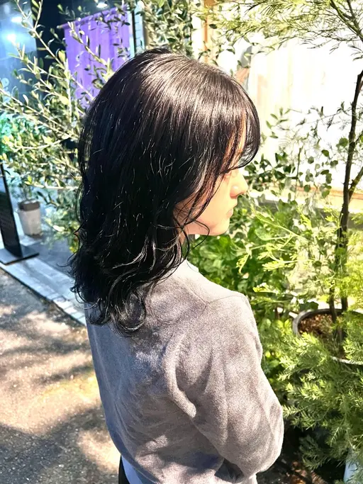 【期間限定人気メニュー！！】全体うるツヤカラー𓈒𓏸🫐🤍꙳お仕上げ可愛く巻かせて頂きます🎀.⋆