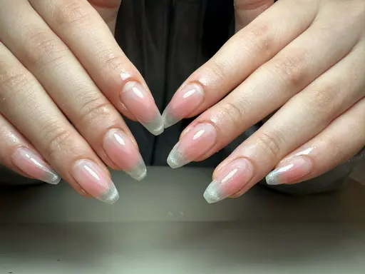 人気No.1のチークマグネットフレンチ