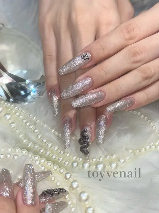 〈kotone限定❗️〉長さ出し10本+ワンカラーorラメグラ(パーツ2点まで可能✨)※オフ無し