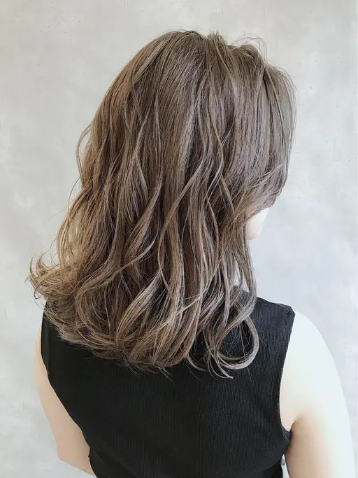 デザインカット＋透明感カラー＋擬似キューティクル再生トリートメント