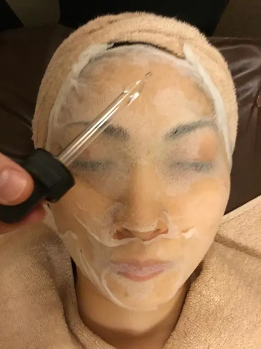 ヒアルロン酸フェイシャル(50分)トライアル