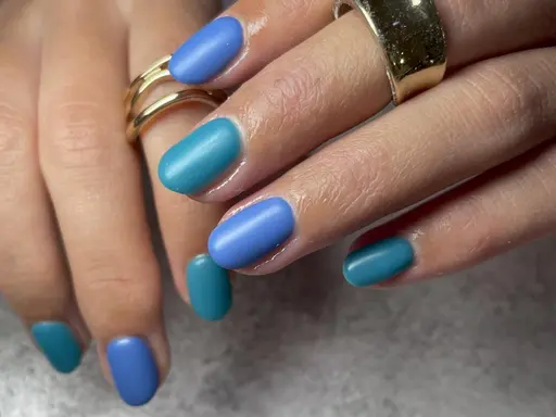 【オフなし】ワンカラーorラメグラ（新規¥4,500／再来¥5,000）