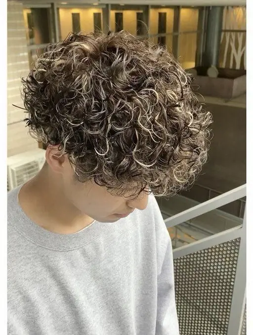 【Tiktokで話題⁉️】メンズカット+波巻きパーマ