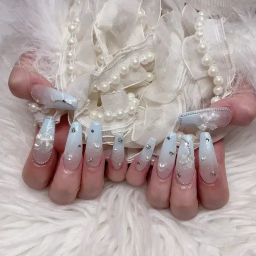 ⭐️長さ出し(スカルプ)モニター様価格圧倒的パーツ、カラー量🎀この機会にぜひ💫無料パーツ付け放題！