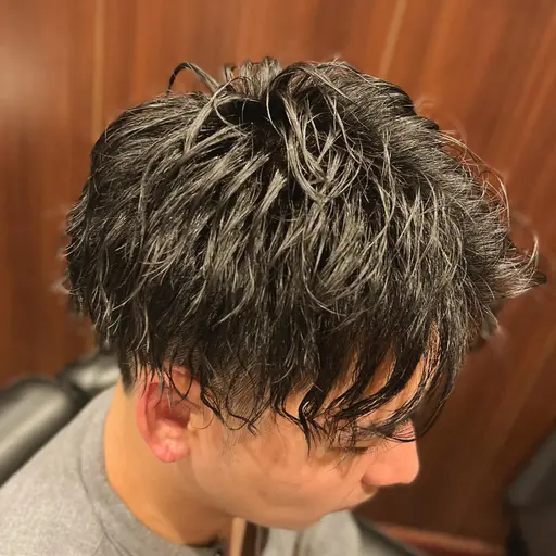 【口コミ投稿(無料)or希望商品購入🤍】カット＋パーマ