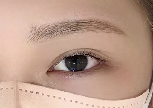 🧚🏻スタッフ推しメニュー🧚🏻✨️ラッシュリフトorパリジェンヌ+アイブロウスタイリング♡束感、メイク仕上げ付き♡