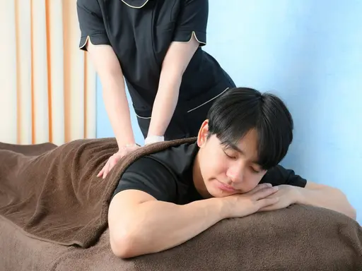 【疲れたあなたの救世主🌟】オールハンドで徹底ケア🍀もみほぐし 60分 ¥5,500   メンズ様も可◎