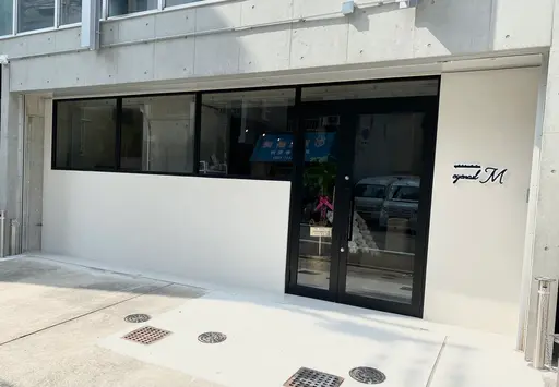 eyenail M［アイネイルエム］