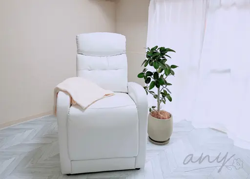 any by HillsBeautySalon