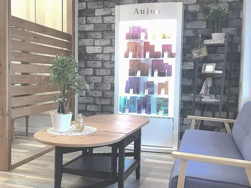 ラヴィエール　バイ　レボルト