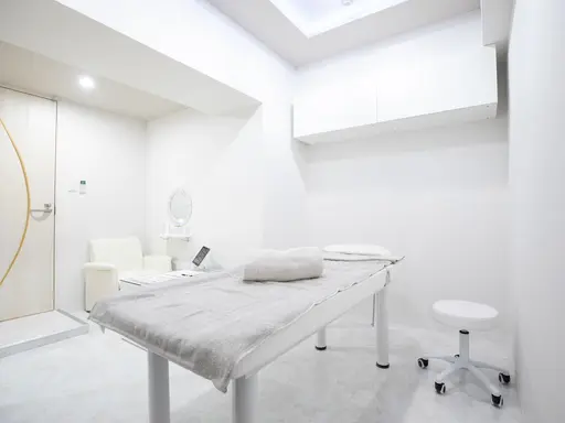 メンズ・レディース脱毛　エステBiBi