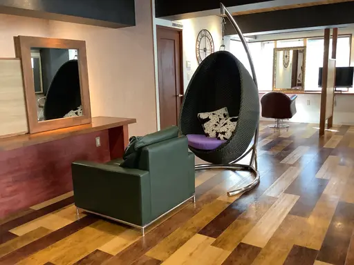 ヘアメイクトレコローリ