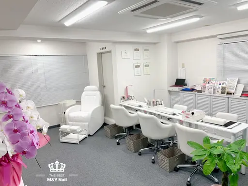 M&Y NailSalon