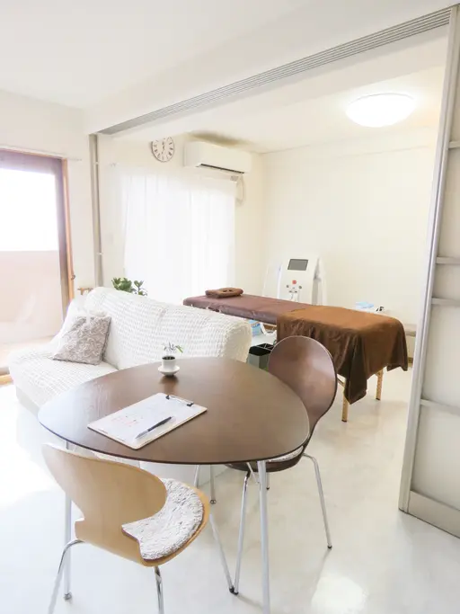 脱毛・BBL・タロット占い　AXIL（アクシル）