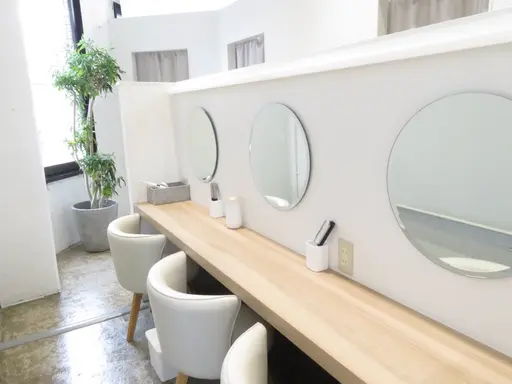 美容サロンAgulil