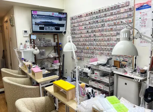 ラクネイルサロン池袋