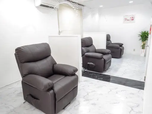 ABマツエクネイルサロン