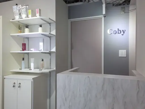 Coby by Zina 梅田茶屋町店