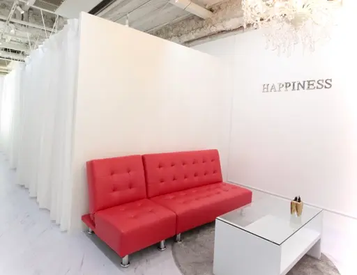 ホワイトニング＆脱毛Happiness心斎橋アメ村本店