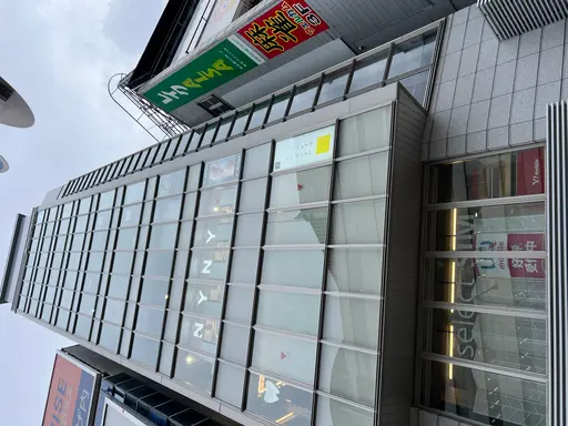 SALOWIN(サロウィン)三宮店