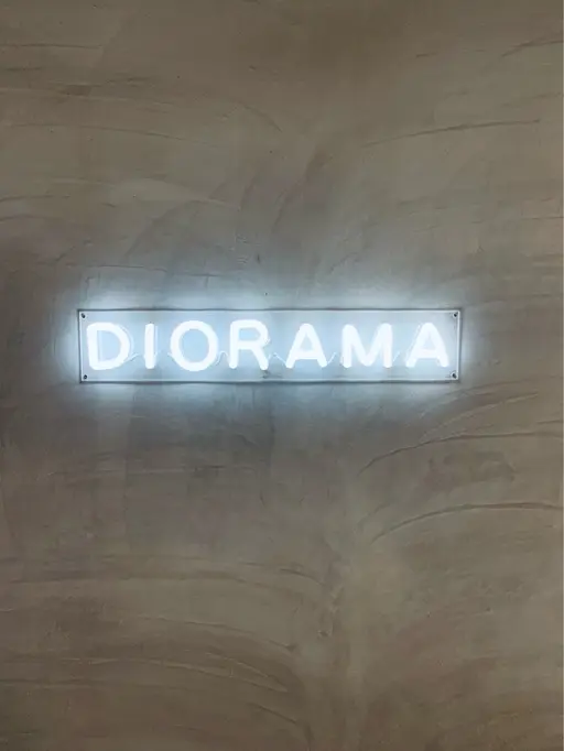DIORAMA