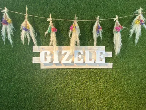 eyelash & nail GIZELE