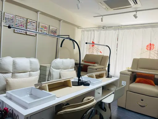 花花ネイルサロン