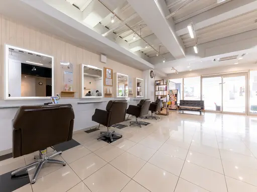 ブロッサム鶴瀬