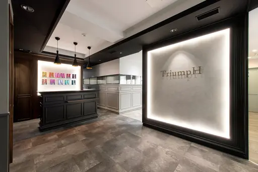 TriumpH 天王寺店 ミルボン Aujua認定サロン【トライアンフ】