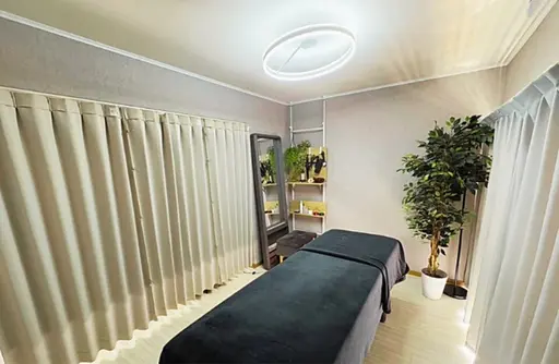 ハーブピーリング＆毛穴洗浄専門店肌REVO 池袋店