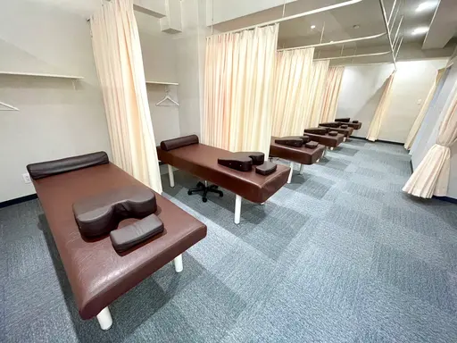 緑橋うららか鍼灸整骨院・整体院