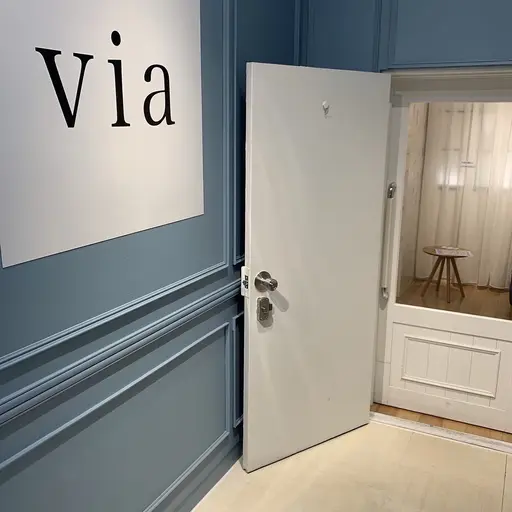 ｖｉａ　名古屋駅前店