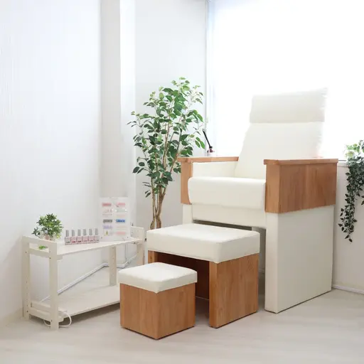 L‘ねいる江坂店