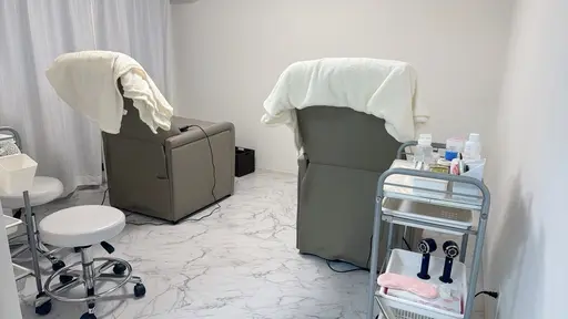 チルザルト サロン