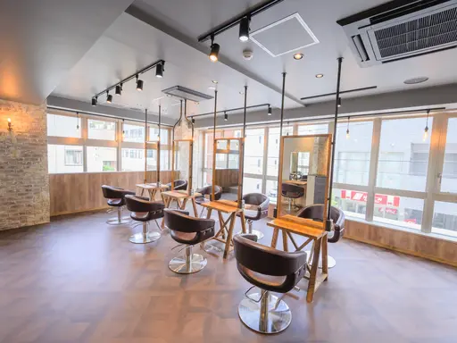 Emerge 大宮西口店【エマージュ】