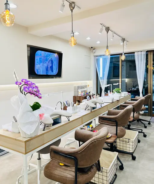 NAILS 168 池袋店