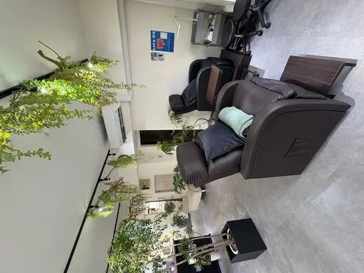 Aim NAIL&EYELASH.BROW