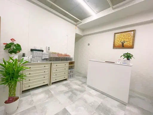 vimore ネイルサロン