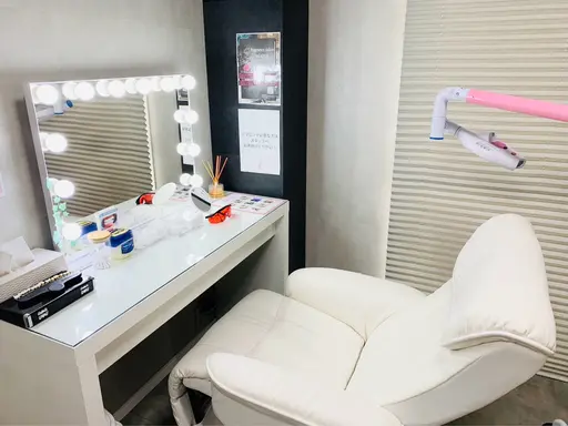 エクシアホワイト　京都四条店