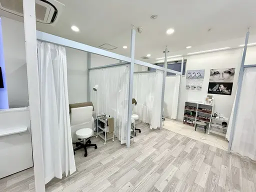 クレアラルーチェ熊本市役所前店