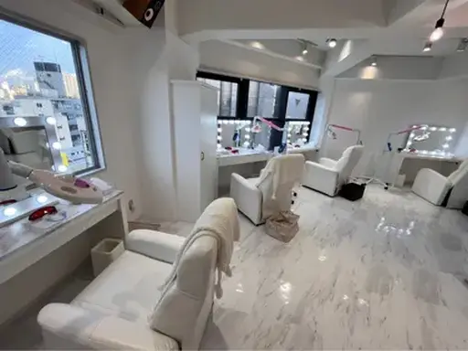 セルフホワイトニング　エクシアホワイト原宿店