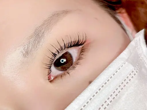 フェイシャルクレンジングエステ付き✨自まつ毛育成！高濃度美容液まつげパーマ❣️