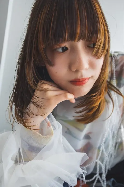 小顔効果やオシャレ雰囲気が出せる✨レイヤーカット