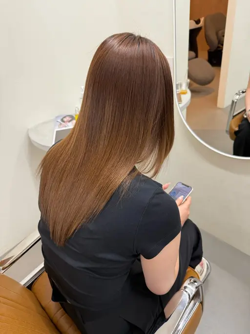 ＳＮＳでよく見るツルツルに💞美髪矯正ストレート💇🏻‍♀️ （鎖骨下1100円胸下2200円プラスでいただきます◎）