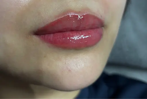 INCREA(インクレア)-美容師免許取得者ができる取れないリップ、アイブロウ- ⚠︎アートメイクされてない方20代女性