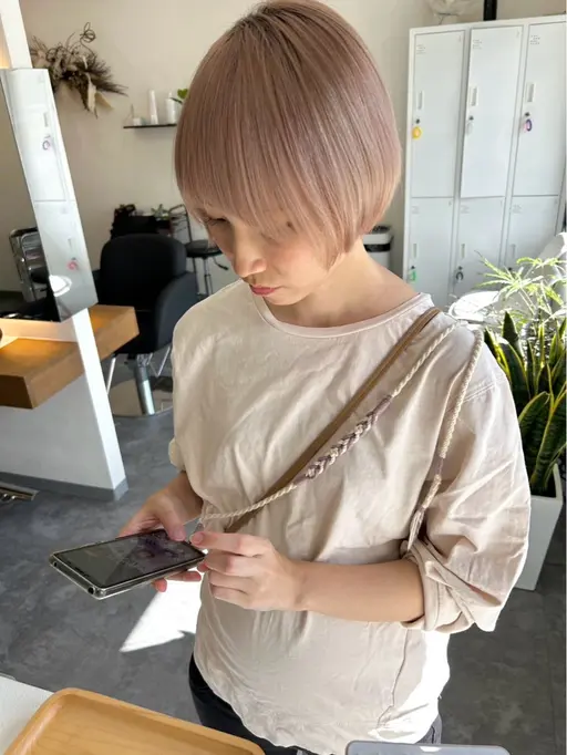 🌸可愛いハイトーンに🌸ブリーチオンカラー22000円→9900円早い者勝ちです😎先着1名限定