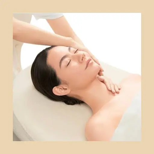 【10/15まで5名様限定】小顔効果あり‼︎フェイシャルマッサージ💆🏻‍♀️🌟＋お肌診断付き